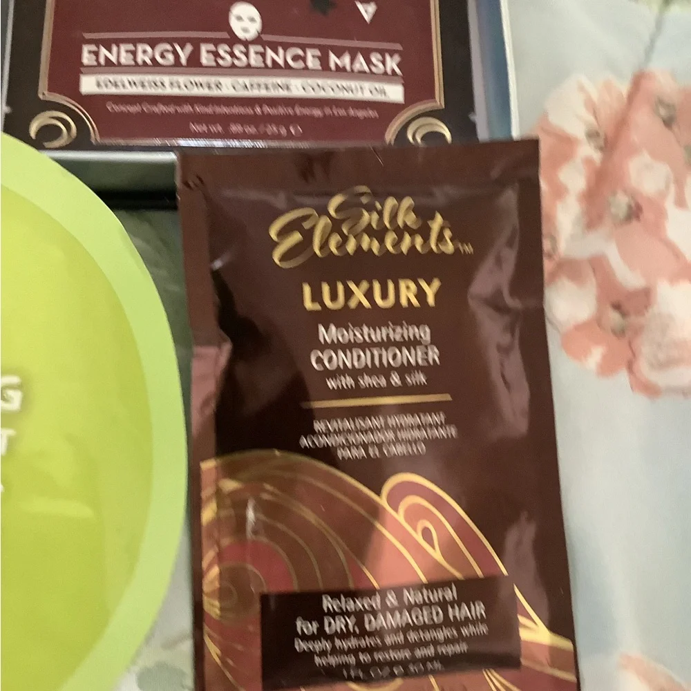 Bundle of beauty (5) lotion mask Avocado, luxury conditioner,Mask Essenc…